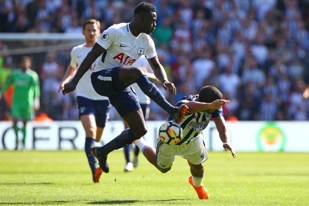 展开了一场 展开了一场